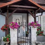 Jinghu Gasthuis 3*