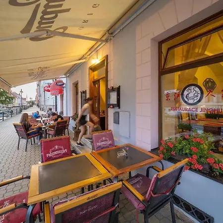 Penzion Jinghu Hluboká nad Vltavou